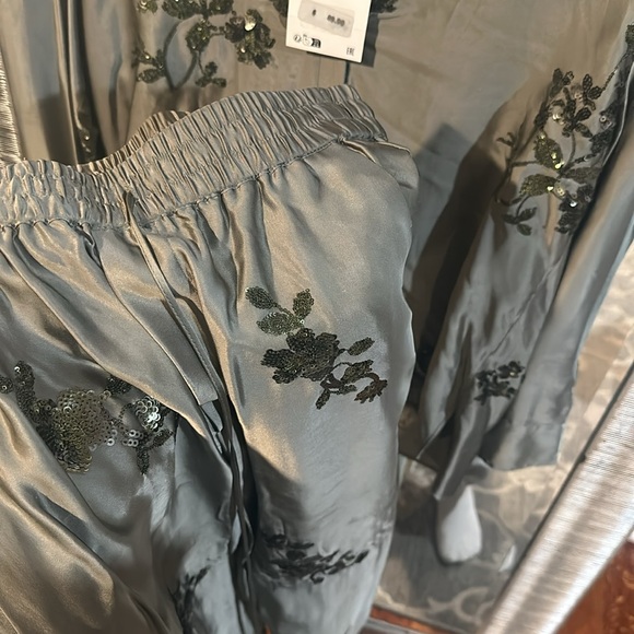 ZARA SATIN and EMBELLISHMED CO ORD SET - Picture 7 of 7